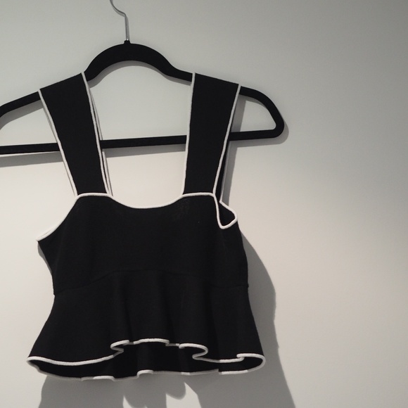 Club Monaco - Picture 1 of 6